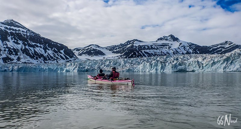 Kayak de mer au Svalbard, spitzberg