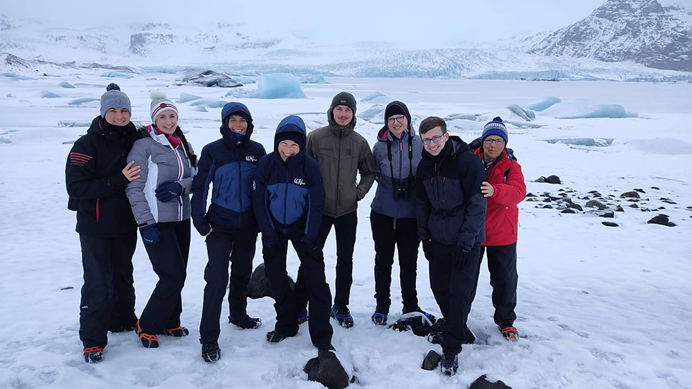 Groupe de voyageurs 66°Nord en Islande