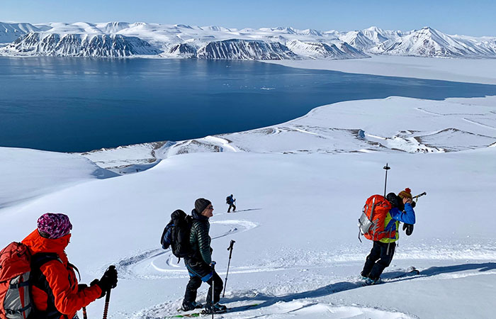 Ski de rando au Svalbard dans le grand Nord