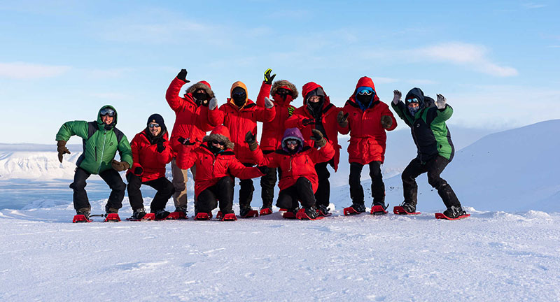 Photo de groupe l'hiver au Svalbard